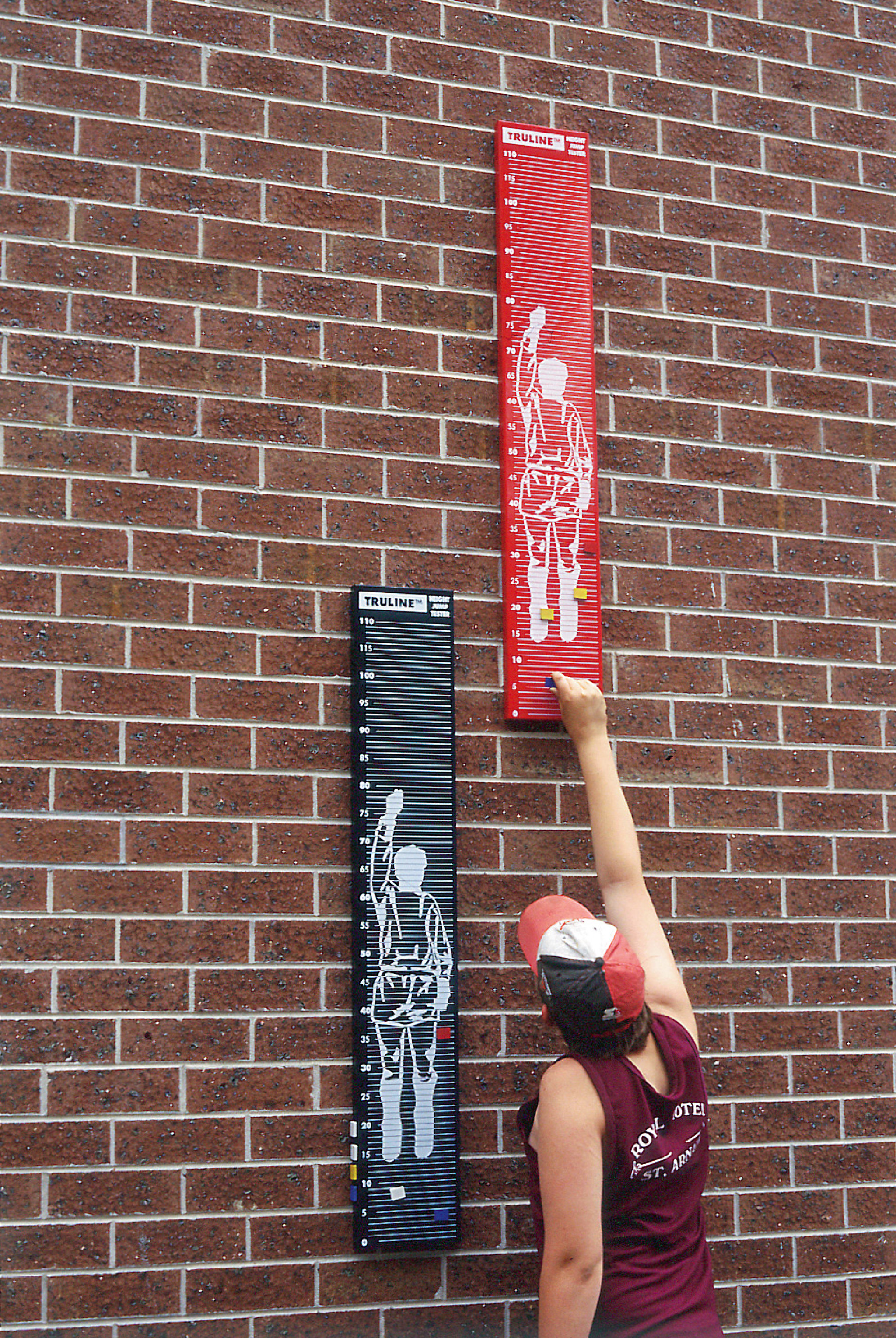 WALL HEIGHT JUMP TESTER